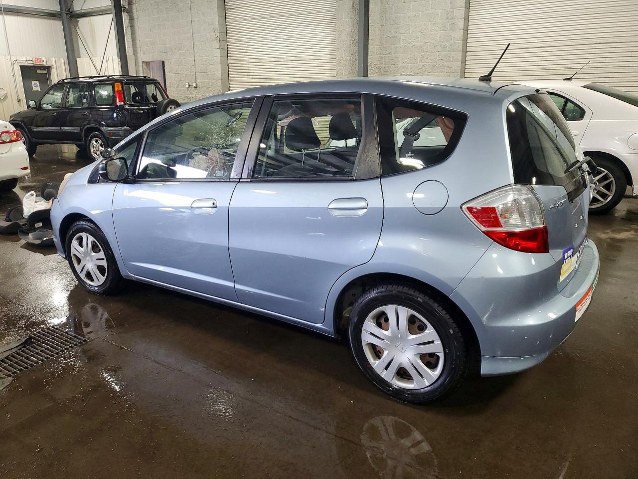 2011 Honda Fit - Image 2