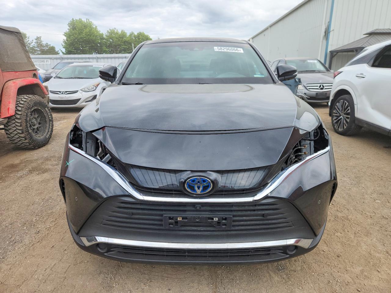 2021 Toyota Venza Le - Фото 5