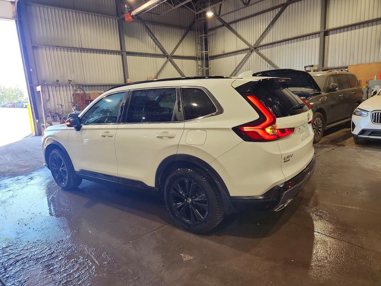 2023 Honda Cr-V Sport Touring - Фото 2