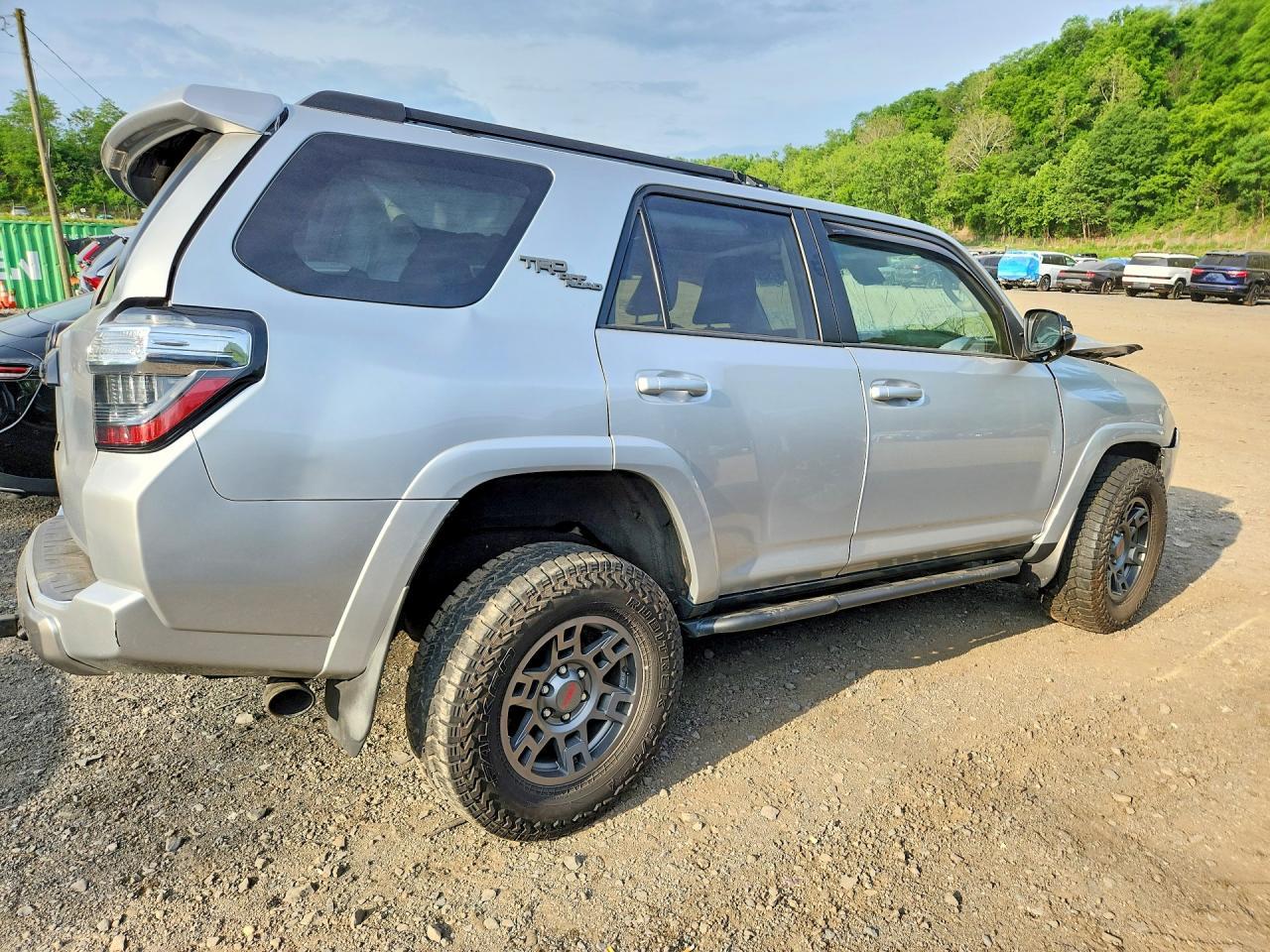 2022 Toyota 4Runner Trd Off-Road Premium - Фото 3