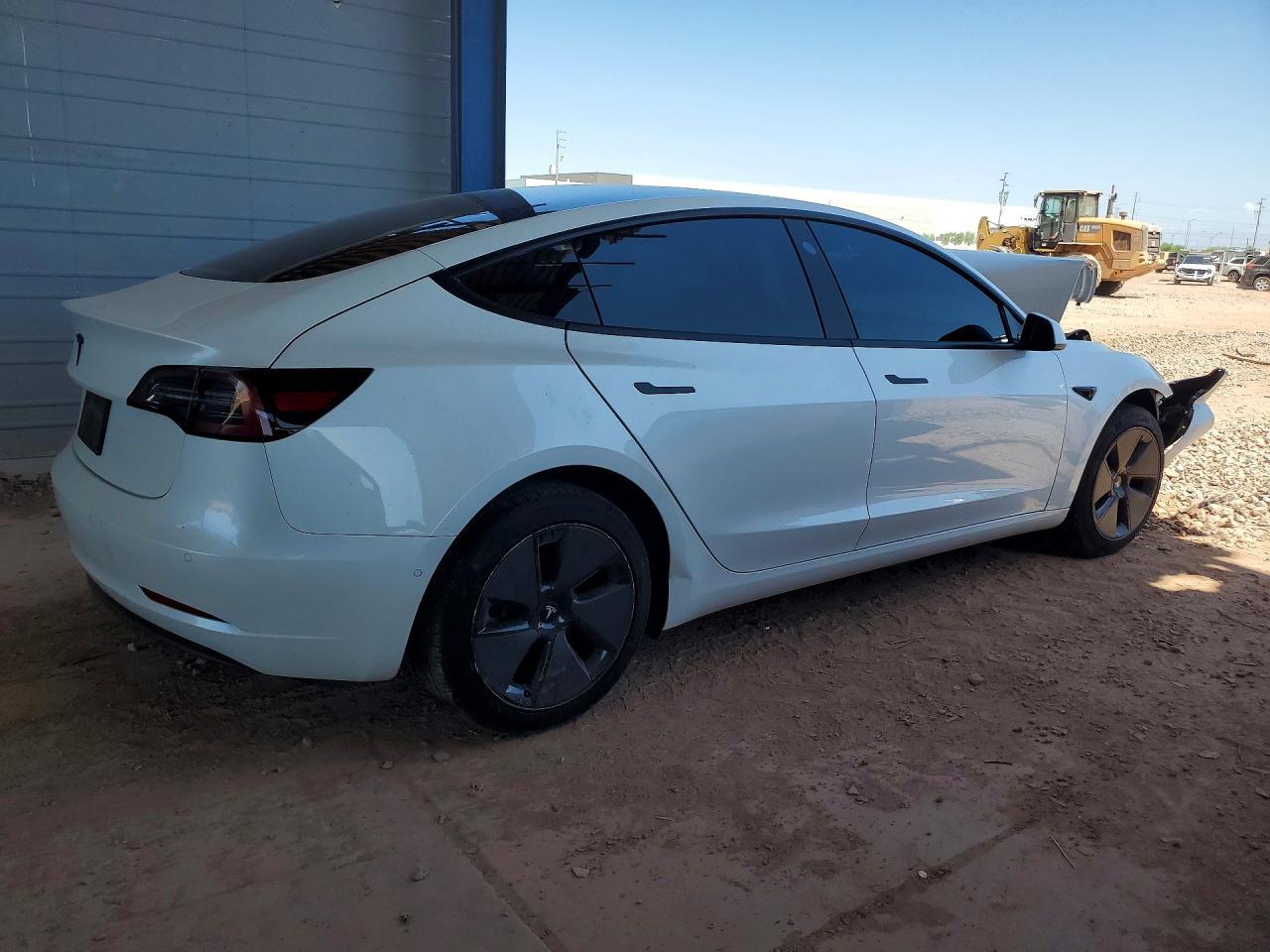 2021 Tesla Model 3 - Image 3