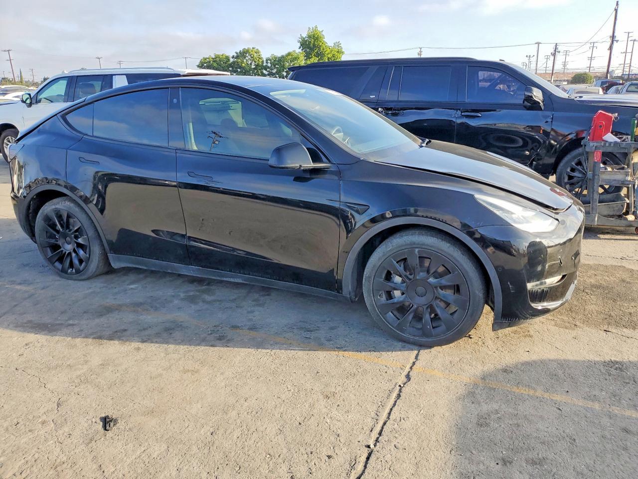 2021 Tesla Model Y - Фото 4