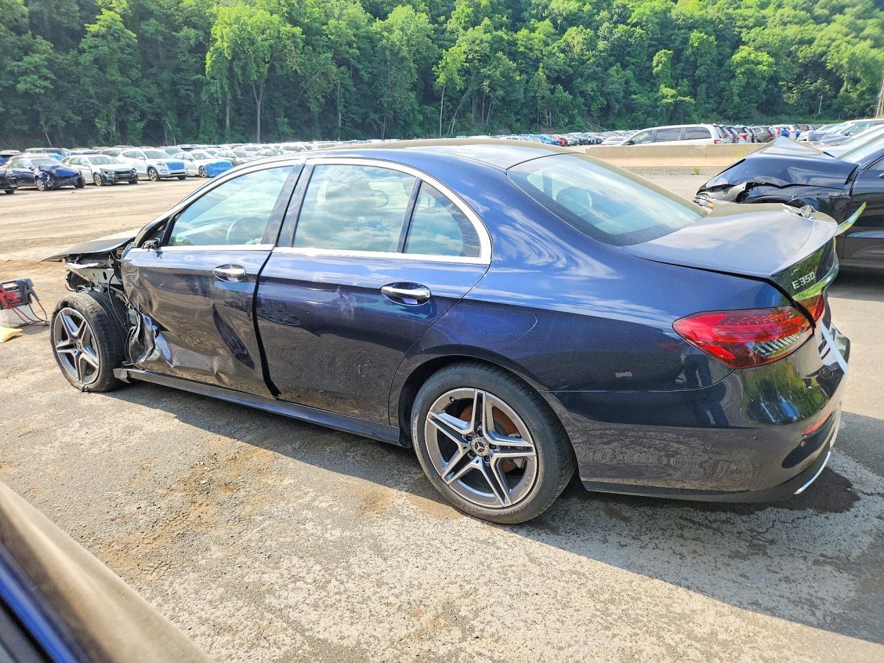 2023 Mercedes-Benz E 350 4Matic - Фото 2