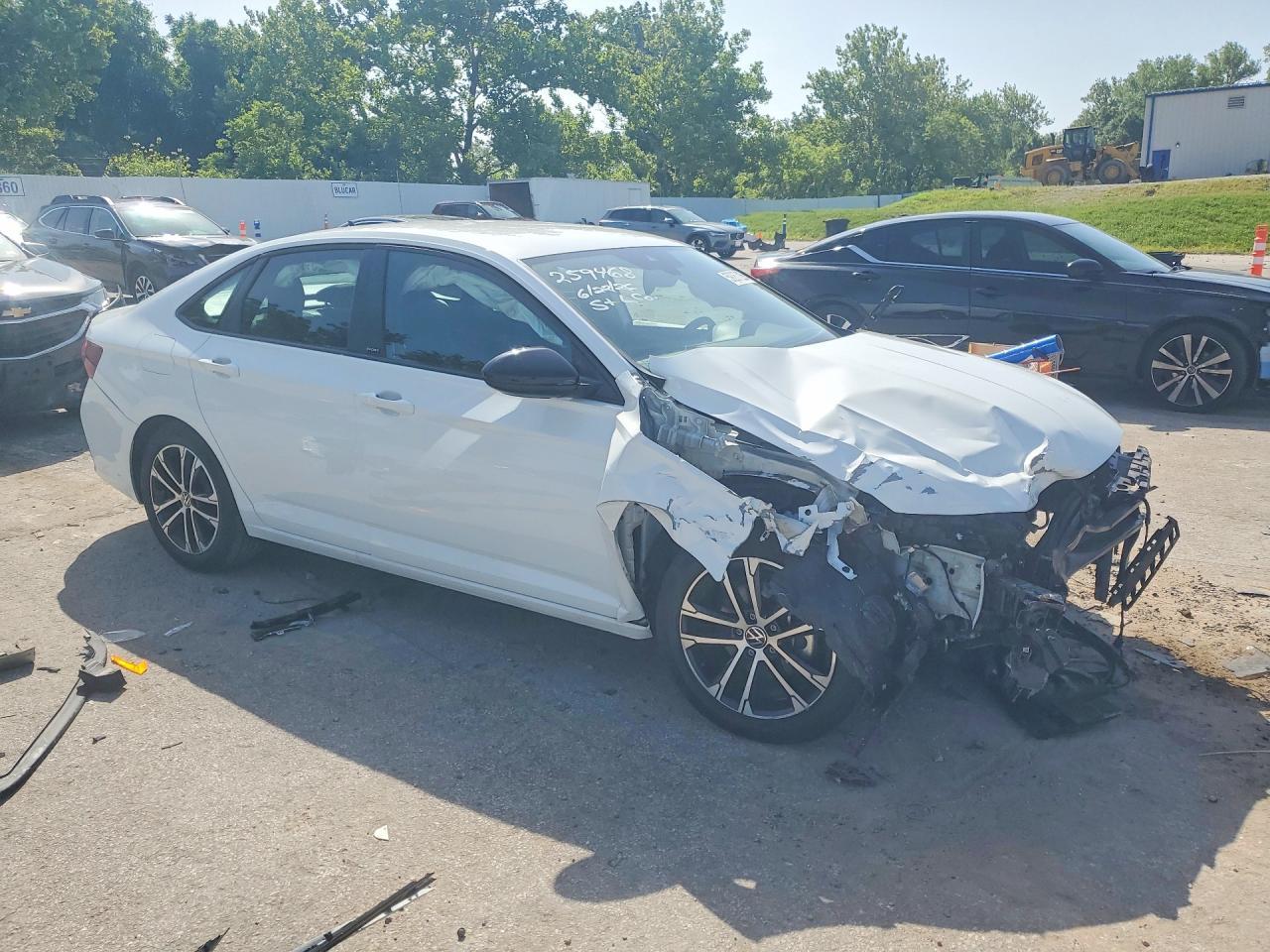 2025 Volkswagen Jetta Sport - Фото 4