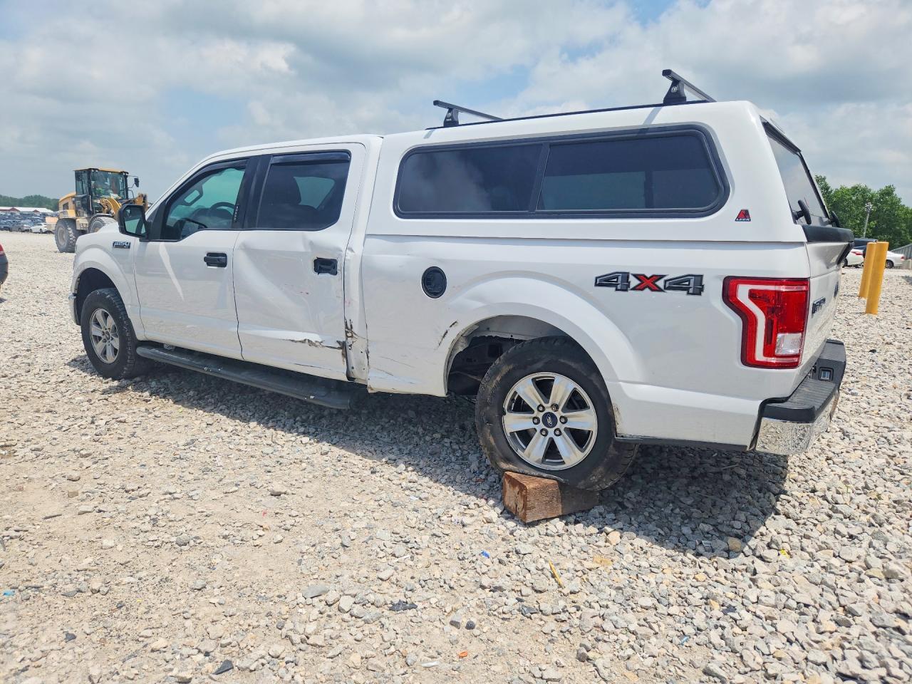 2017 Ford F150 Supercrew - Фото 2