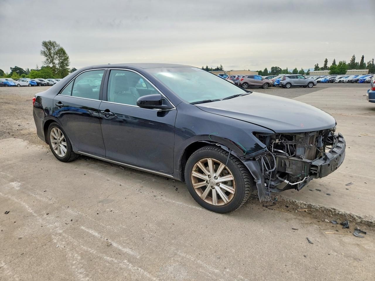 2014 Toyota Camry Xle V6 - Фото 4