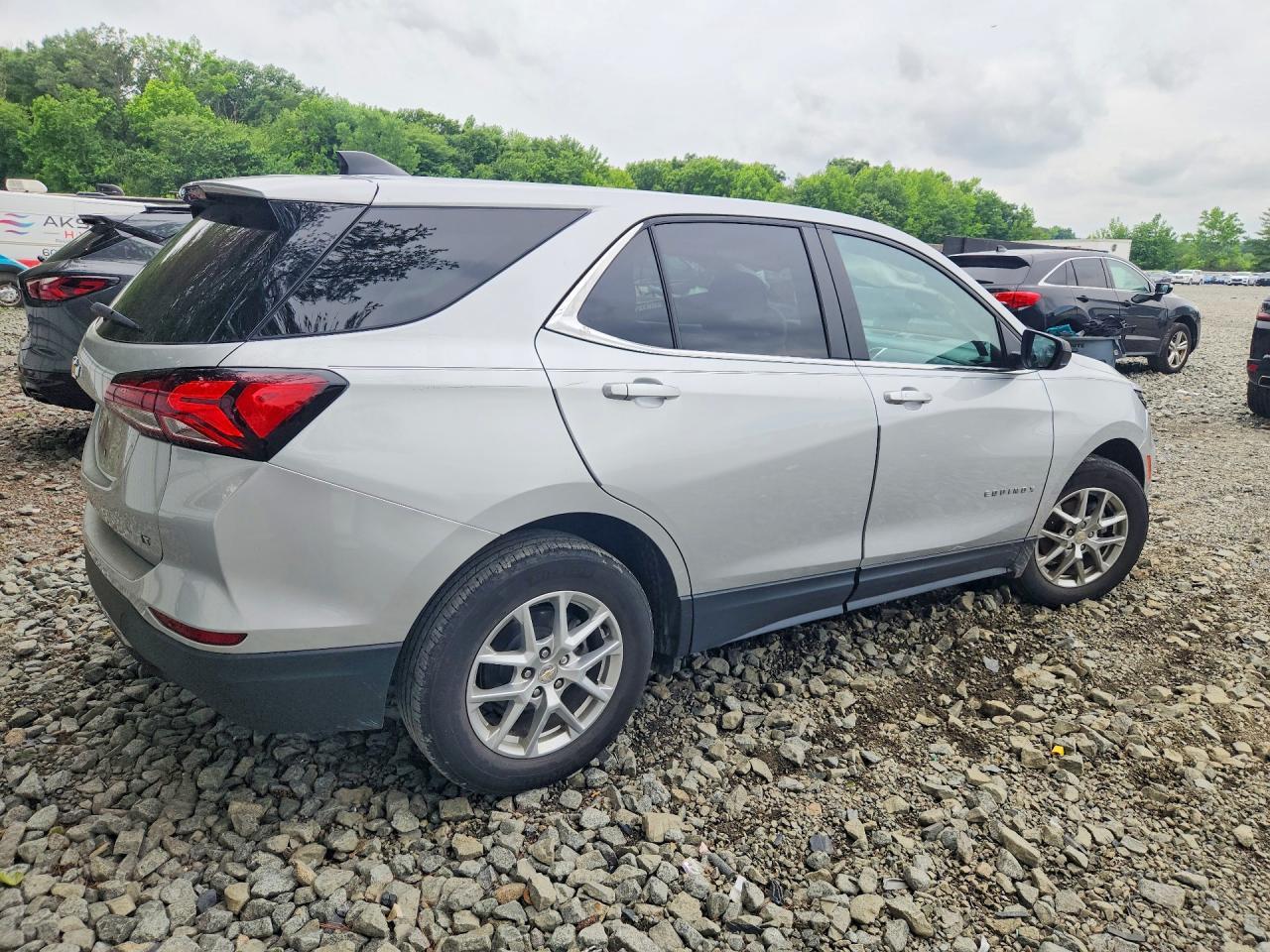 2022 Chevrolet Equinox Lt - Фото 3