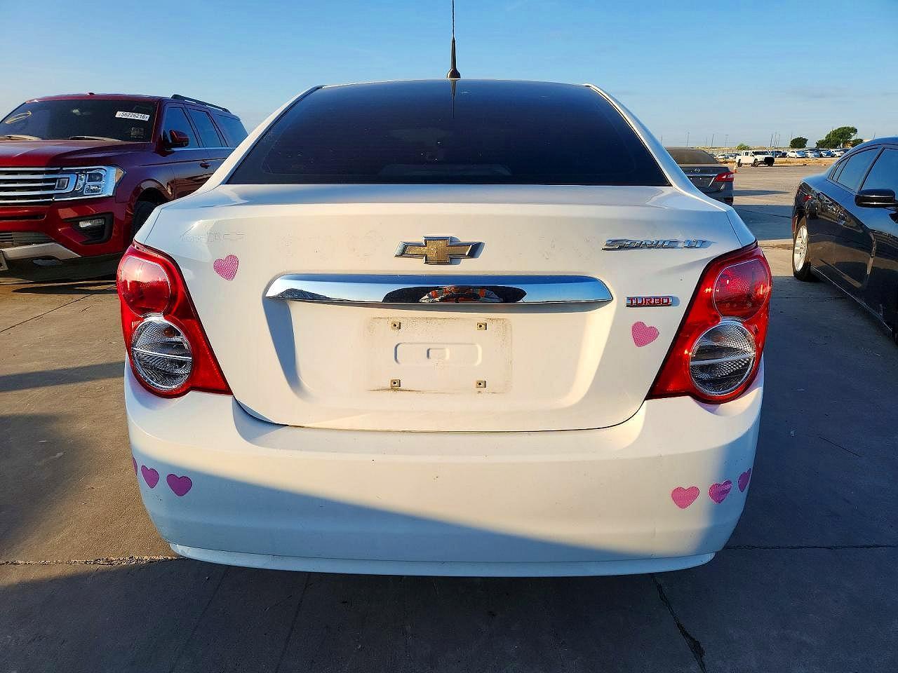 2014 Chevrolet Sonic Lt - Image 6