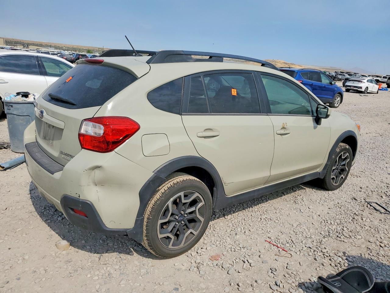2017 Subaru Crosstrek Premium - Фото 3