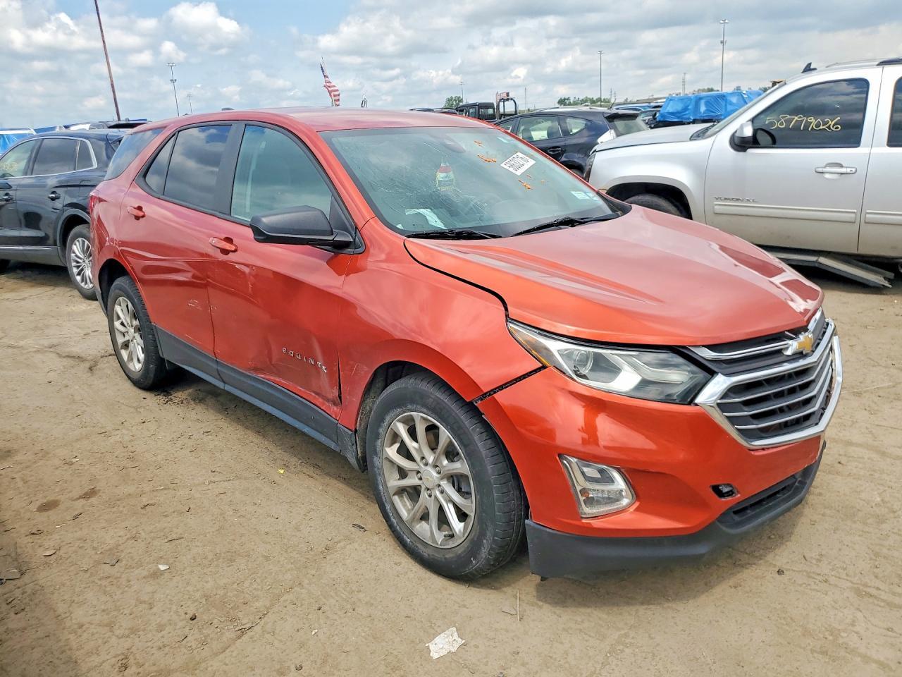 2020 Chevrolet Equinox Ls - Фото 4