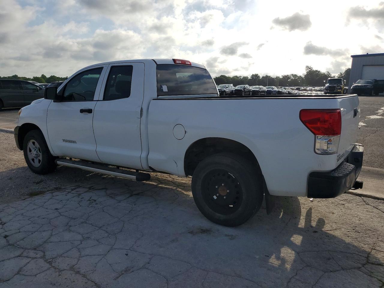 2013 Toyota Tundra Double Cab Sr5 - Фото 2