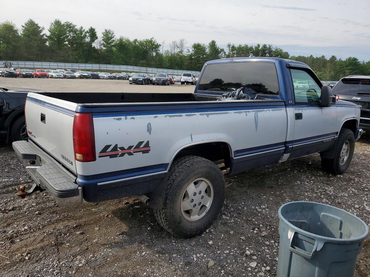 1993 GMC Sierra K1500 - Image 3