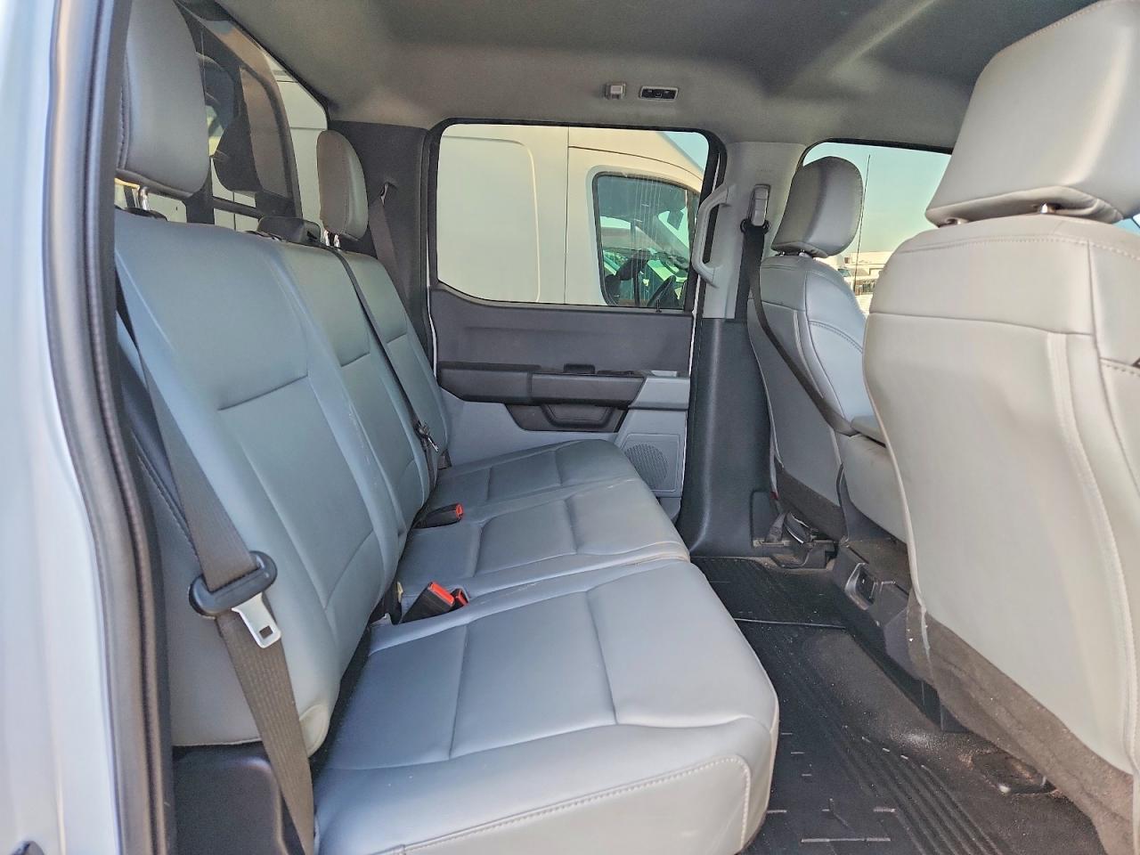 2024 Ford F550 Super Duty - Фото 6
