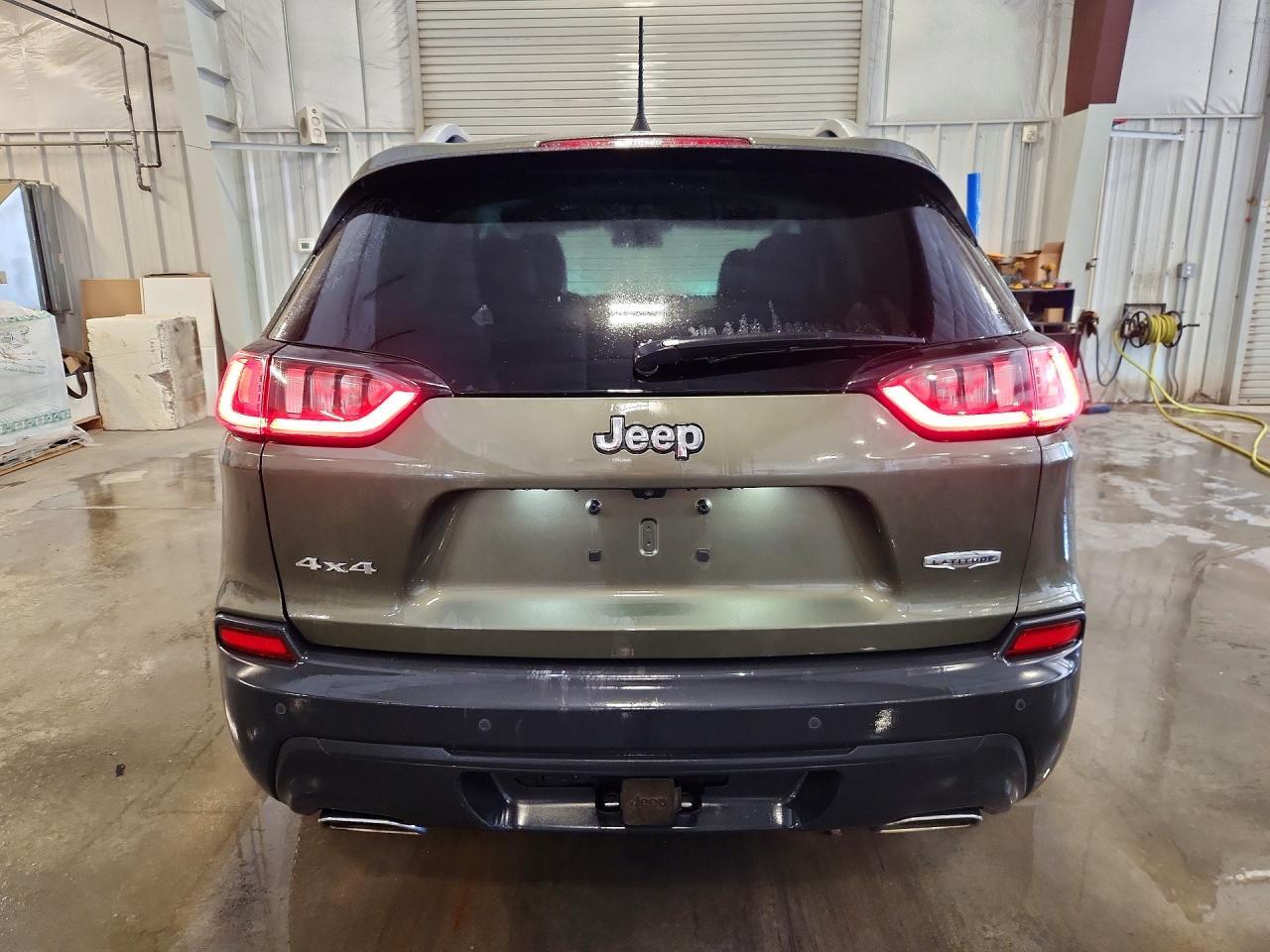 2019 Jeep Cherokee Latitude Plus - Фото 6
