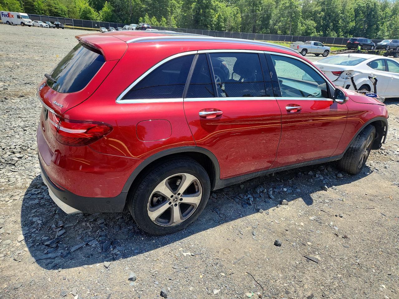 2018 Mercedes-Benz Glc 300 4Matic - Фото 3
