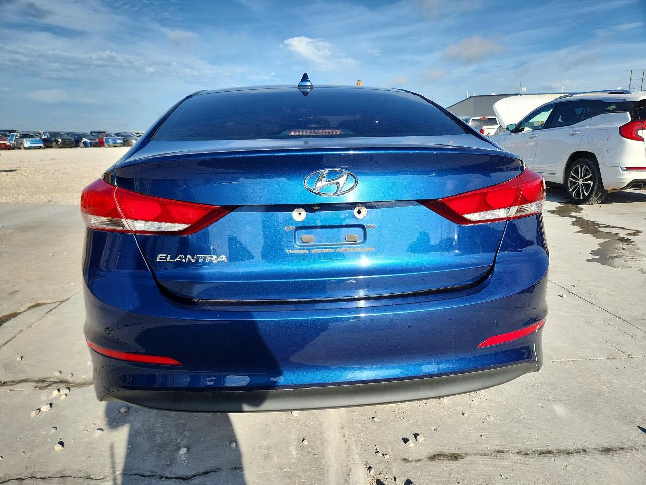 2018 Hyundai Elantra Sel - Image 6
