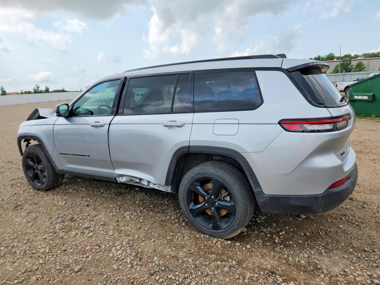 2023 Jeep Grnd Cherk - Image 2