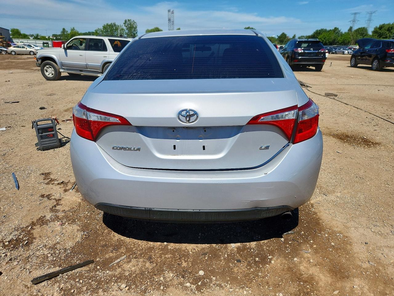 2015 Toyota Corolla Le - Фото 6