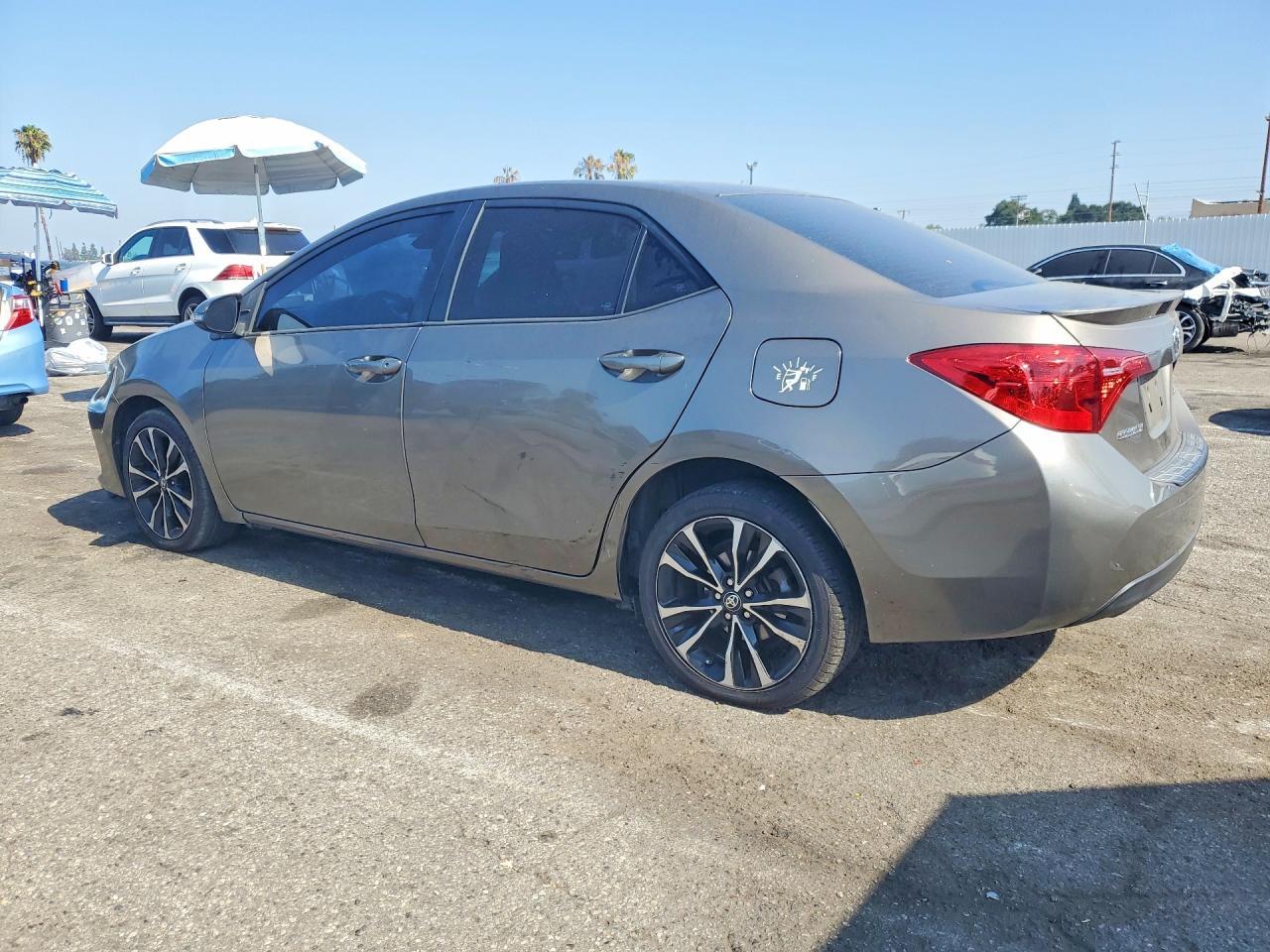 2019 Toyota Corolla Se - Image 2