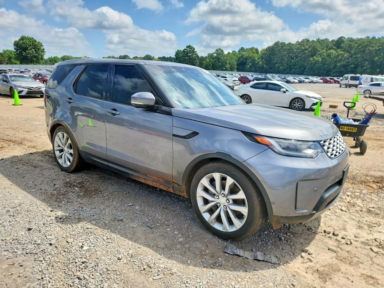 2023 Land Rover Discovery S - Image 4