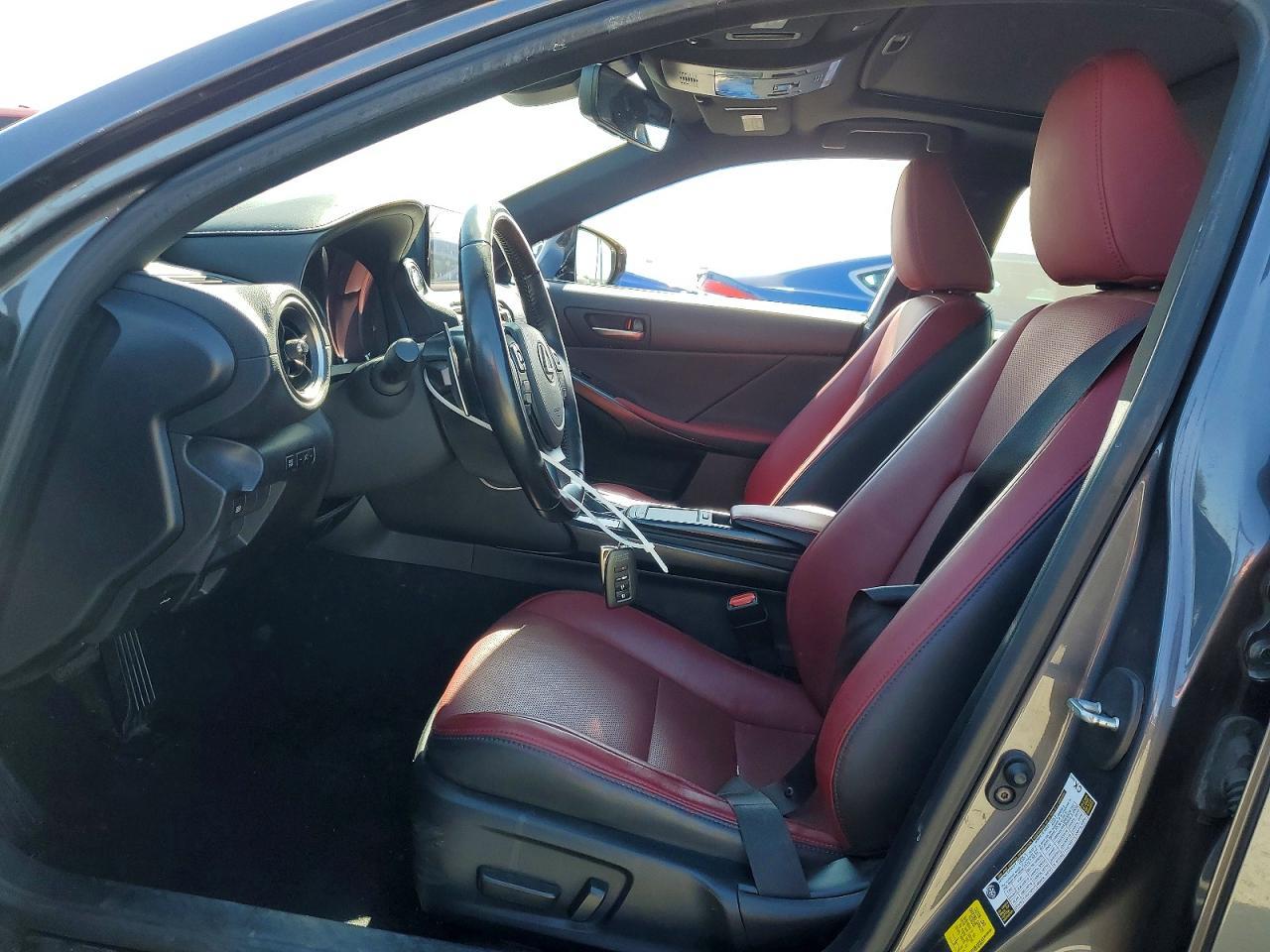 2021 Lexus Is 300 - Фото 7