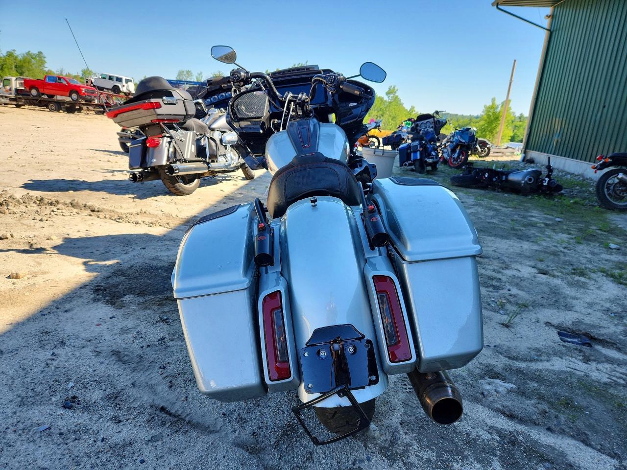 2025 Harley-Davidson Fltrxstse - Фото 4