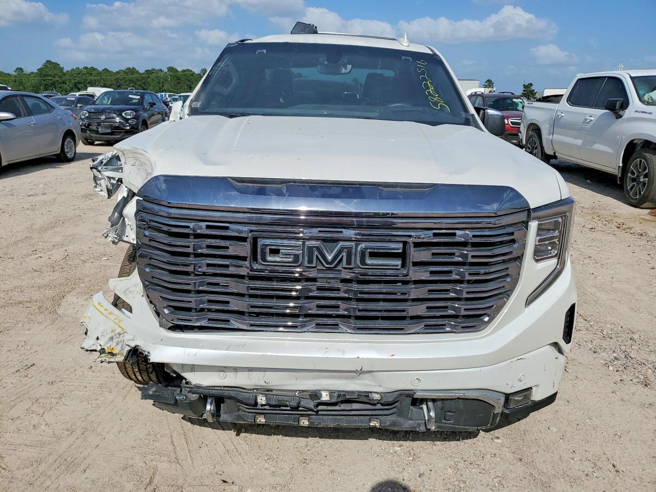 2024 GMC Sierra K1500 Denali Ultimate - Фото 5
