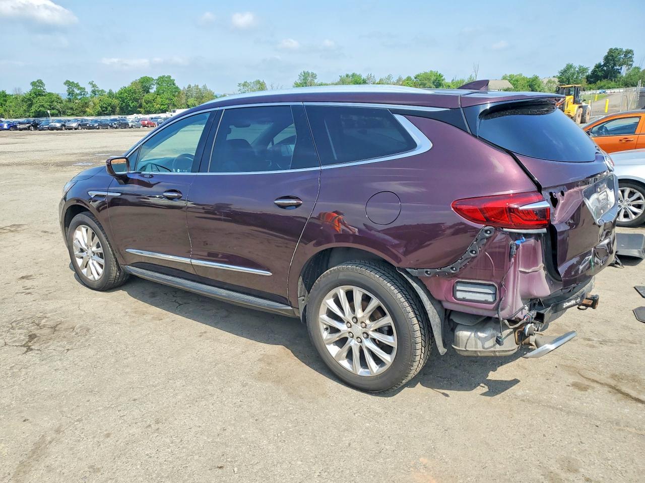2019 Buick Enclave Essence - Фото 2