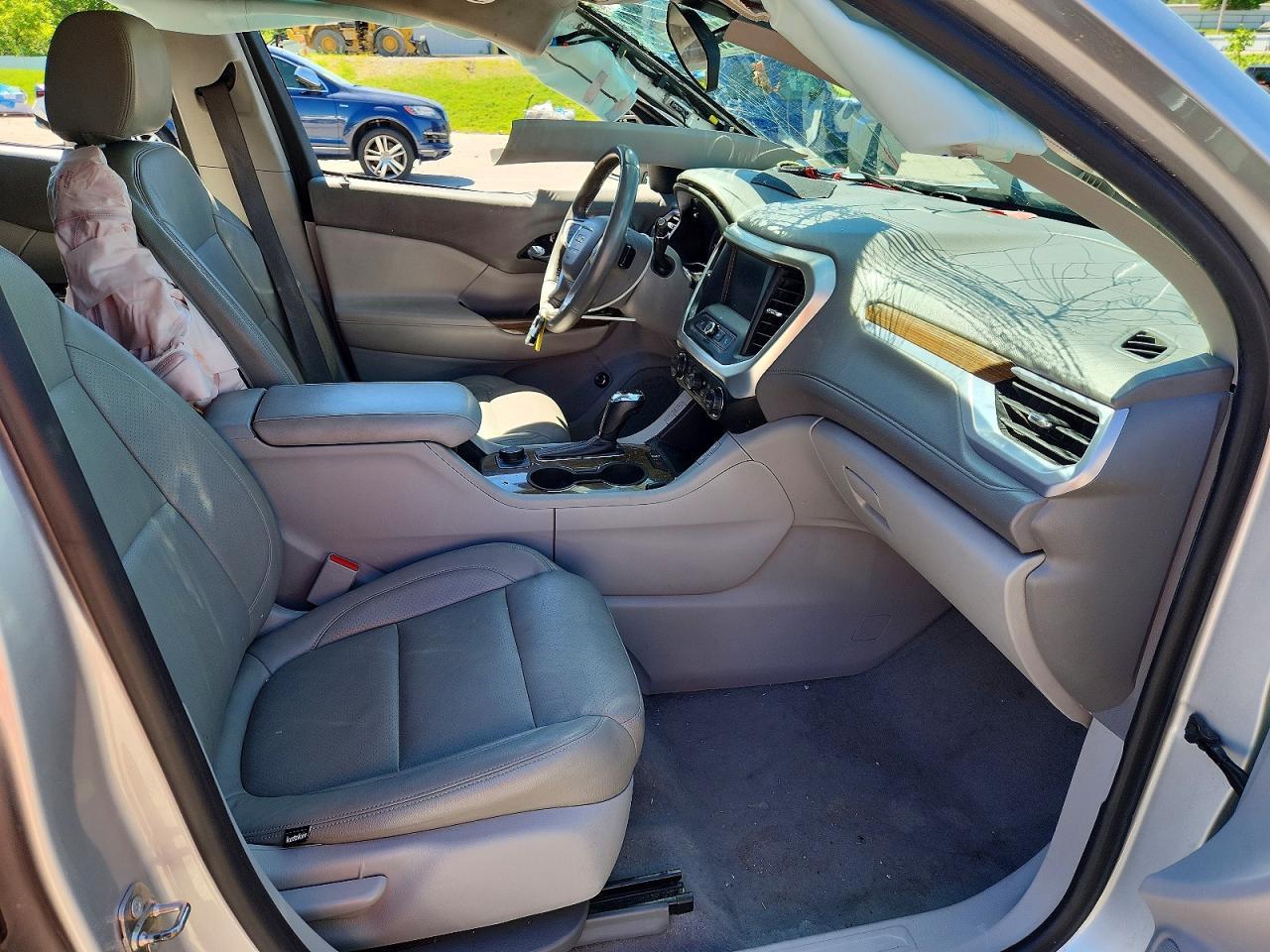 2017 GMC Acadia Sle - Image 7