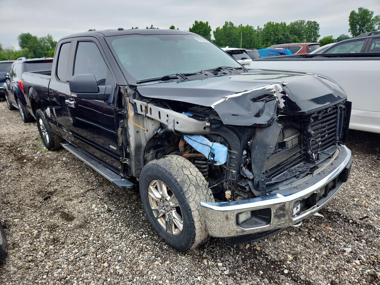 2015 Ford F150 Super Cab - Image 4