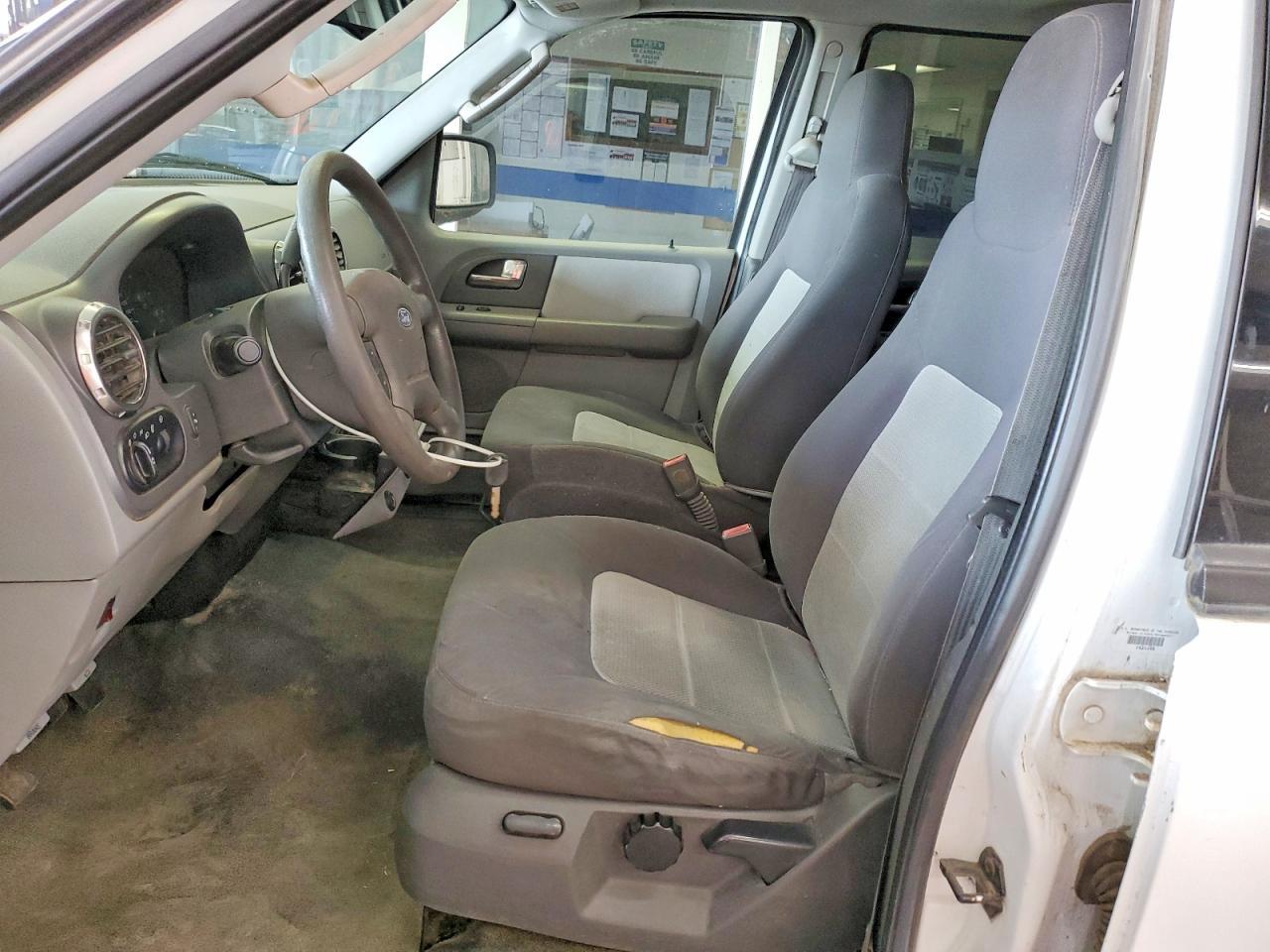 2004 Ford Expedition Xlt - Фото 7