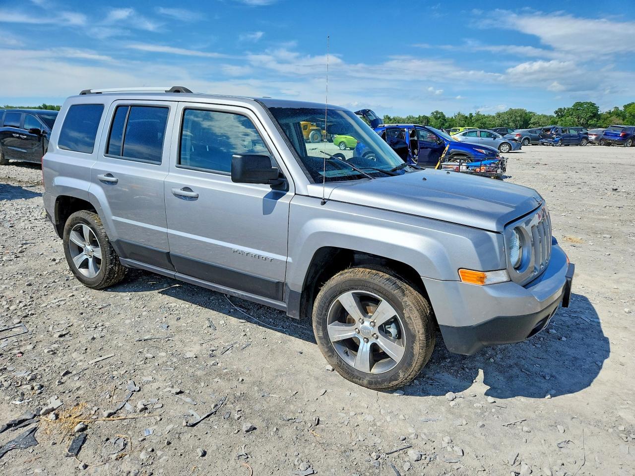 2016 Jeep Patriot Latitude - Image 4