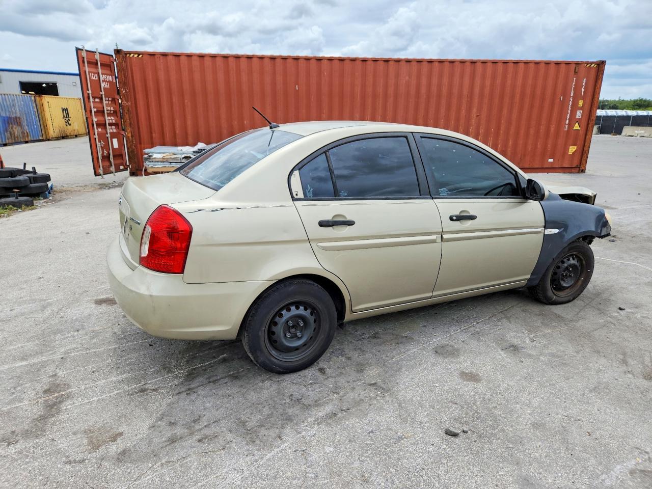 2007 Hyundai Accent Gls - Image 3
