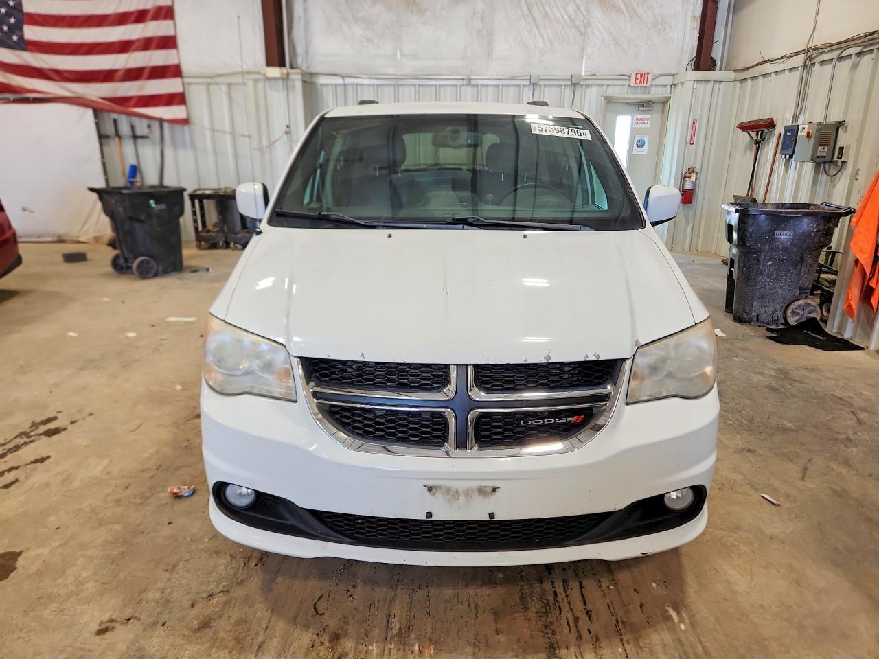 2014 Dodge Grand Caravan Sxt - Image 5
