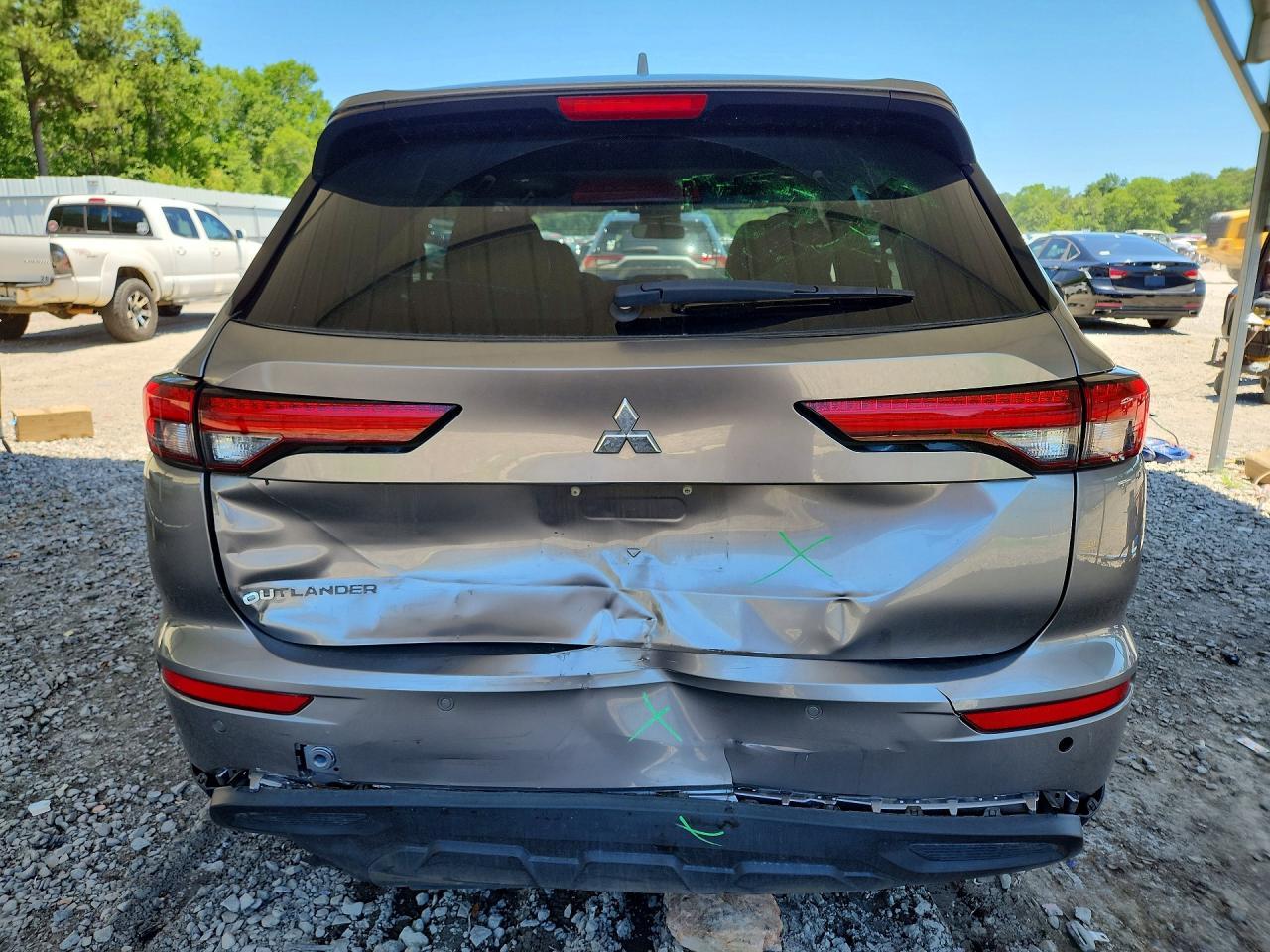 2022 Mitsubishi Outlander Se - Фото 6