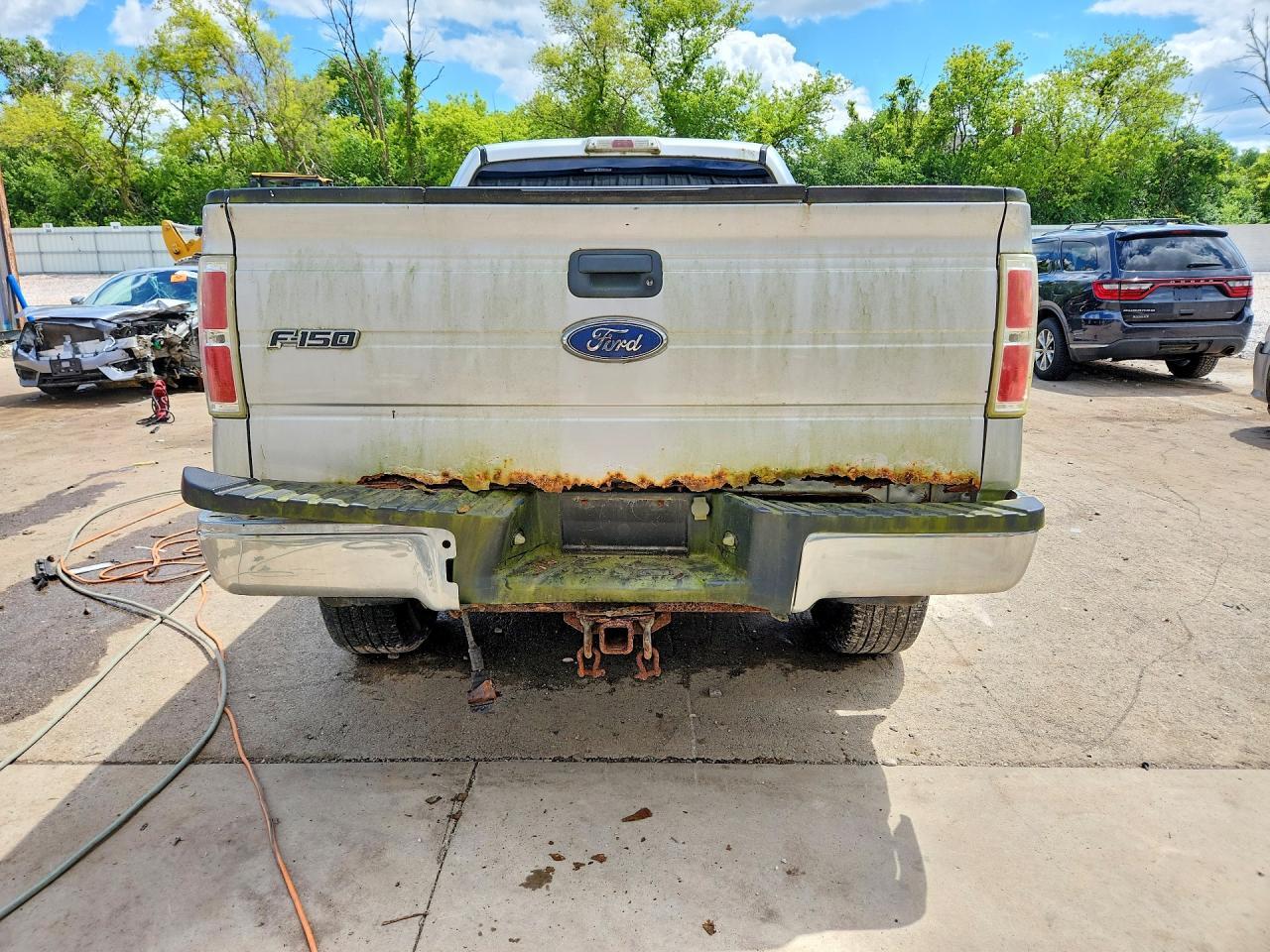 2009 Ford F150 Supercrew - Image 6
