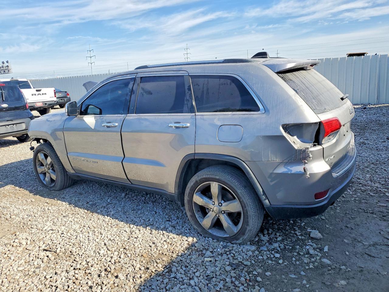 2014 Jeep Grand Cherokee Limited - Image 2