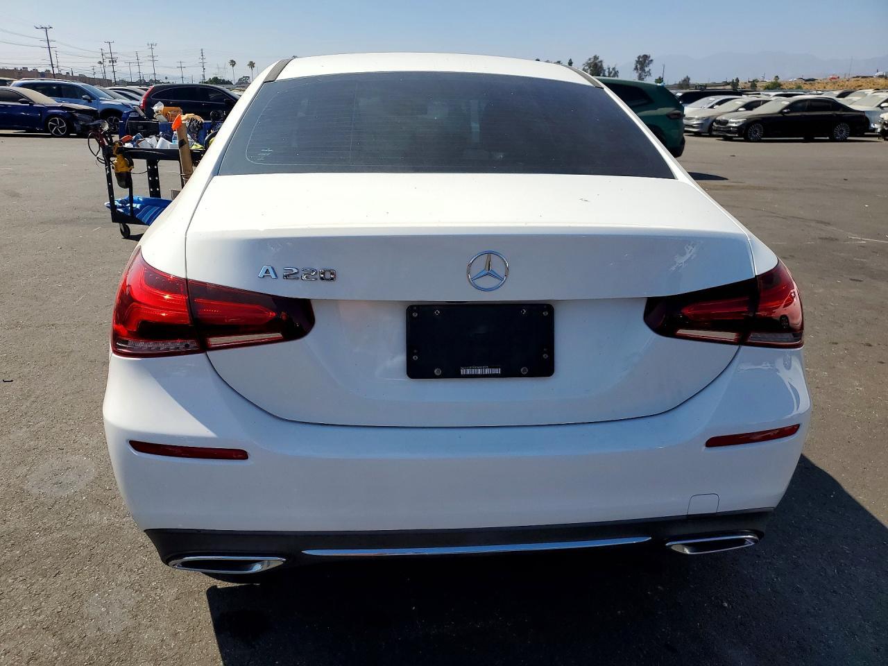 2019 Mercedes-Benz A 220 - Фото 6