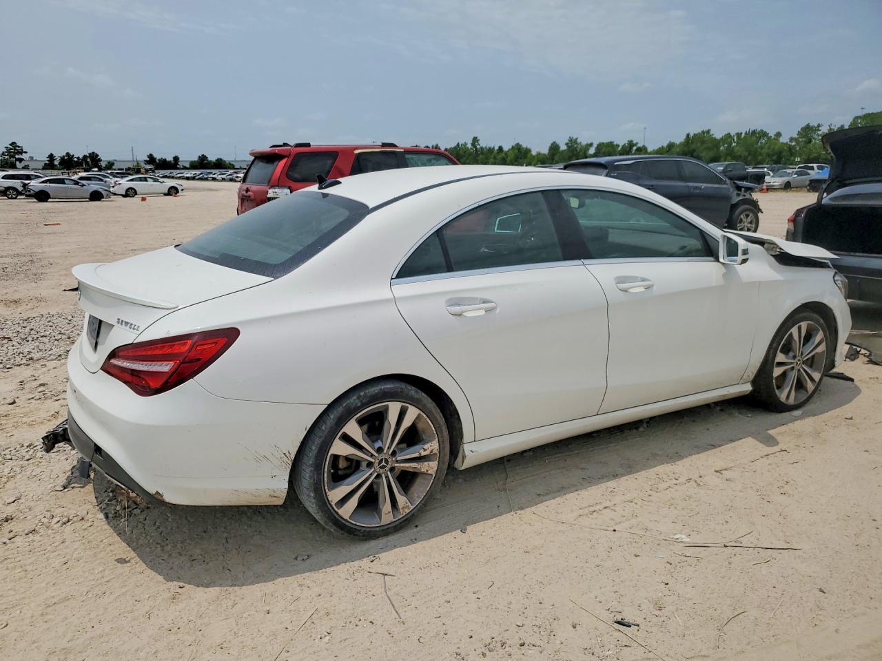 2019 Mercedes-Benz Cla 250 - Image 3