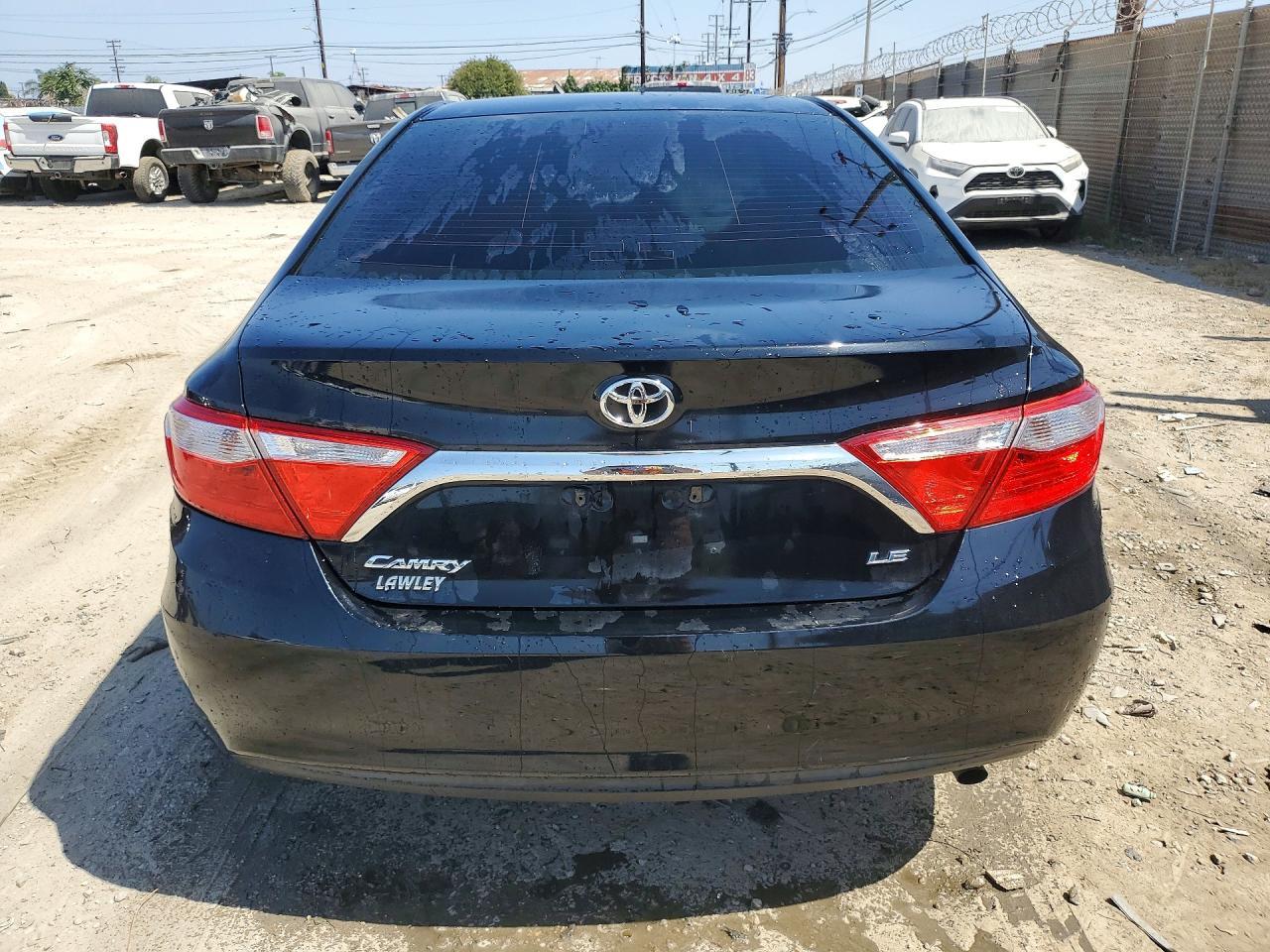2016 Toyota Camry Le - Фото 6