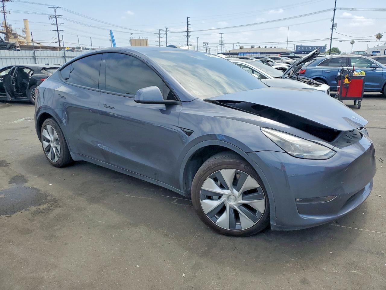 2023 Tesla Model Y - Фото 4