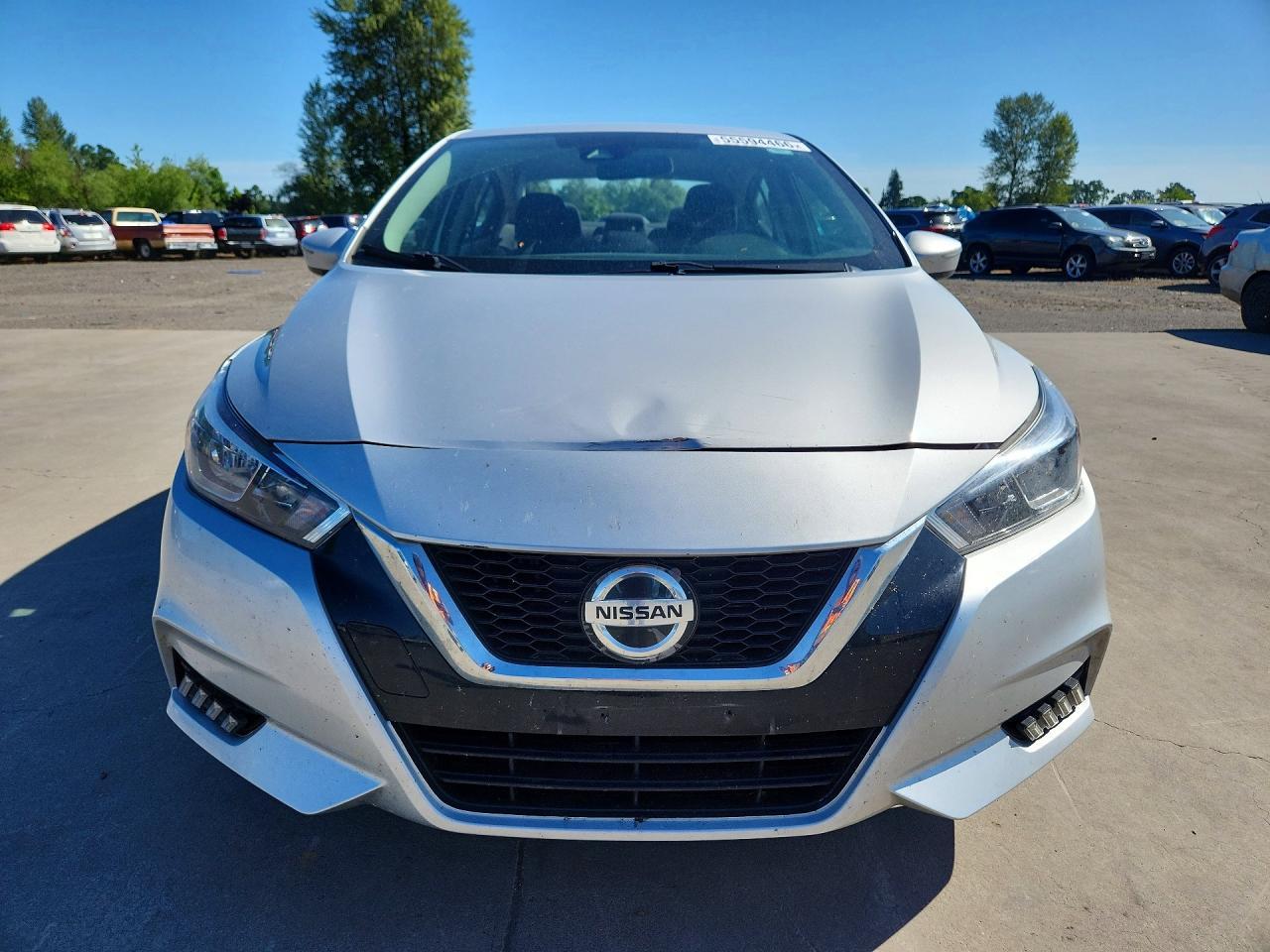 2020 Nissan Versa Sv - Image 5