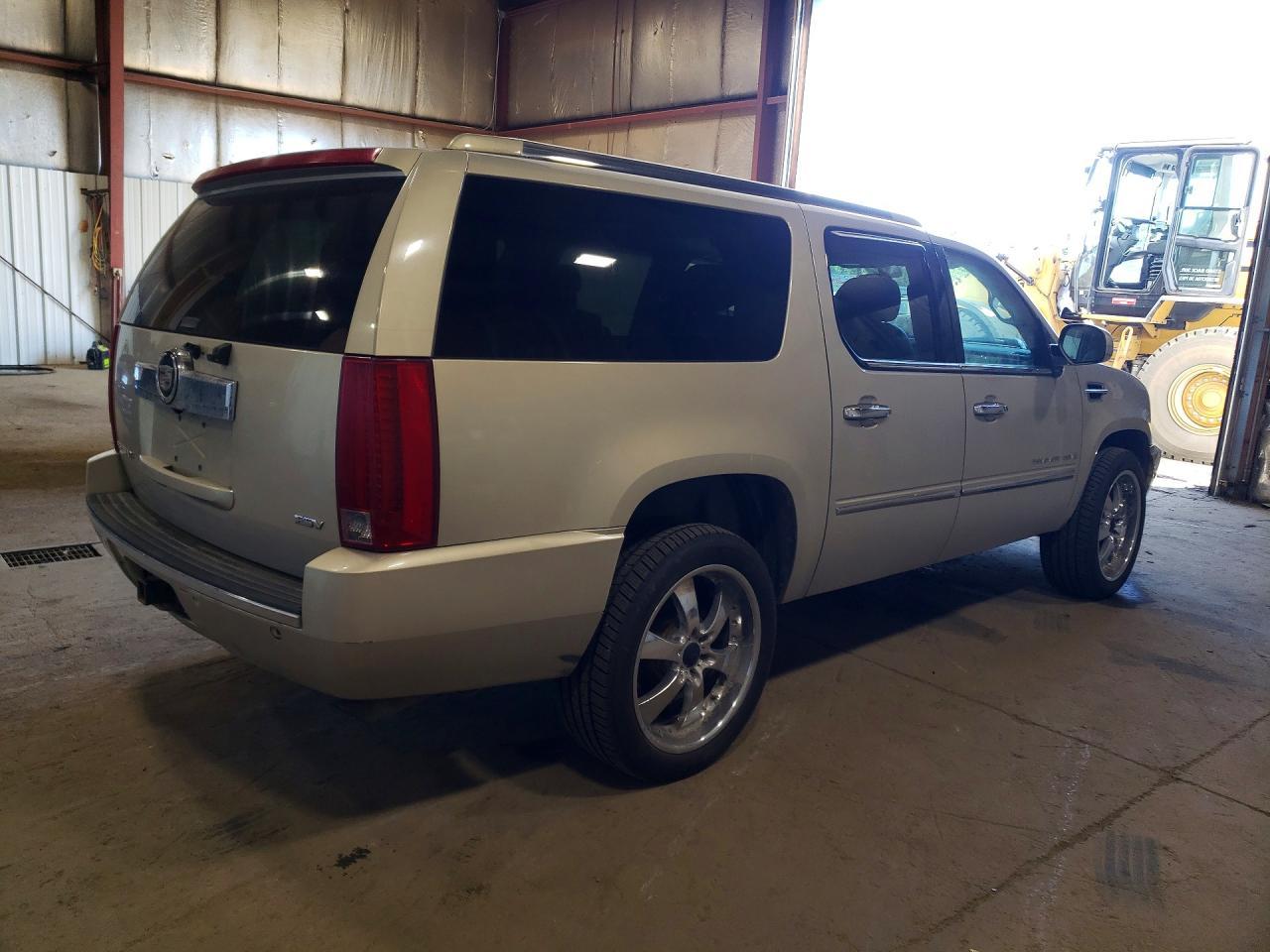 2007 Cadillac Escalade Esv - Image 3