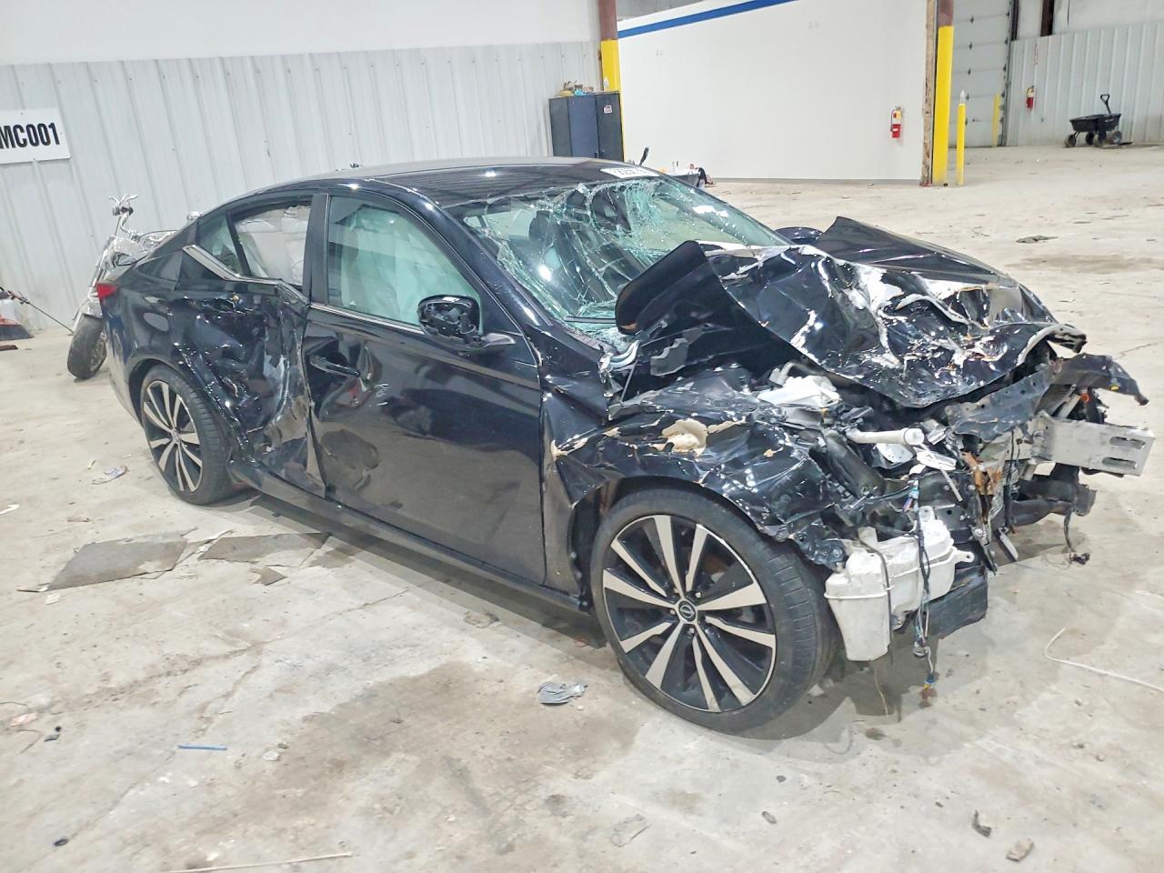 2021 Nissan Altima Sr - Фото 4