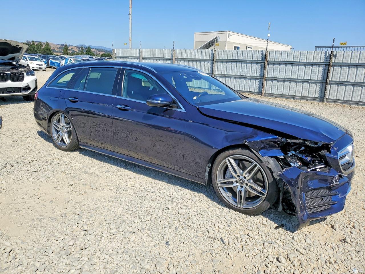 2018 Mercedes-Benz E 400 4Matic - Фото 4