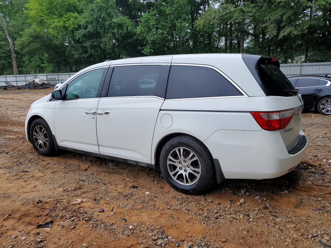 2011 Honda Odyssey Exl - Image 2