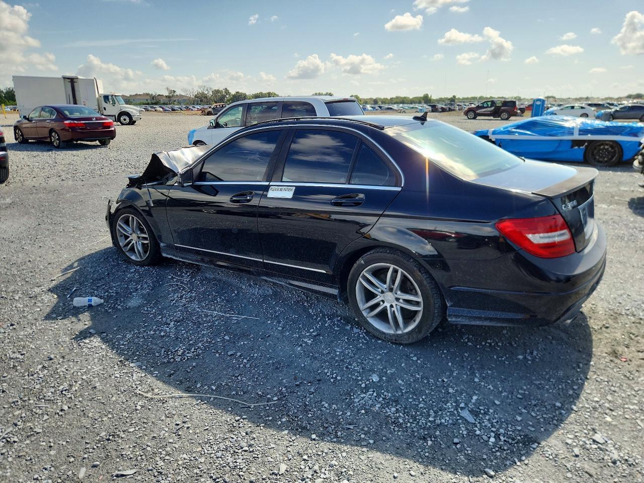 2014 Mercedes-Benz C 300 4Matic - Фото 2