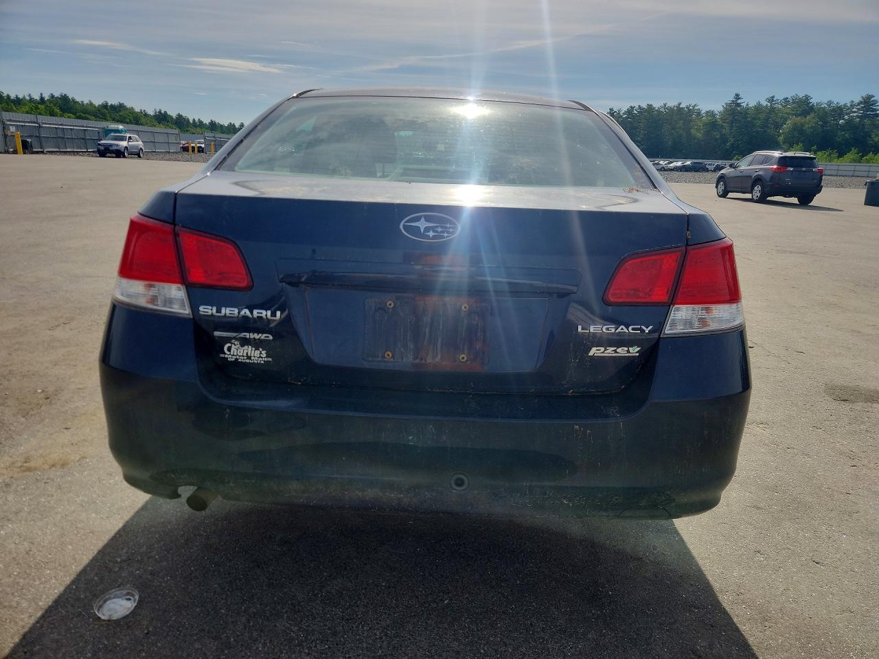 2012 Subaru Legacy 2.5I - Фото 6