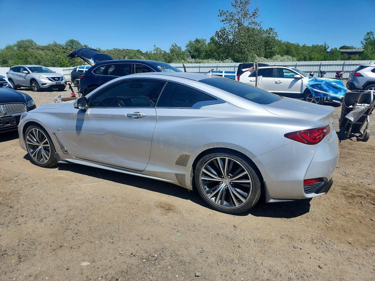 2017 Infiniti Q60 3.0T Premium - Image 2