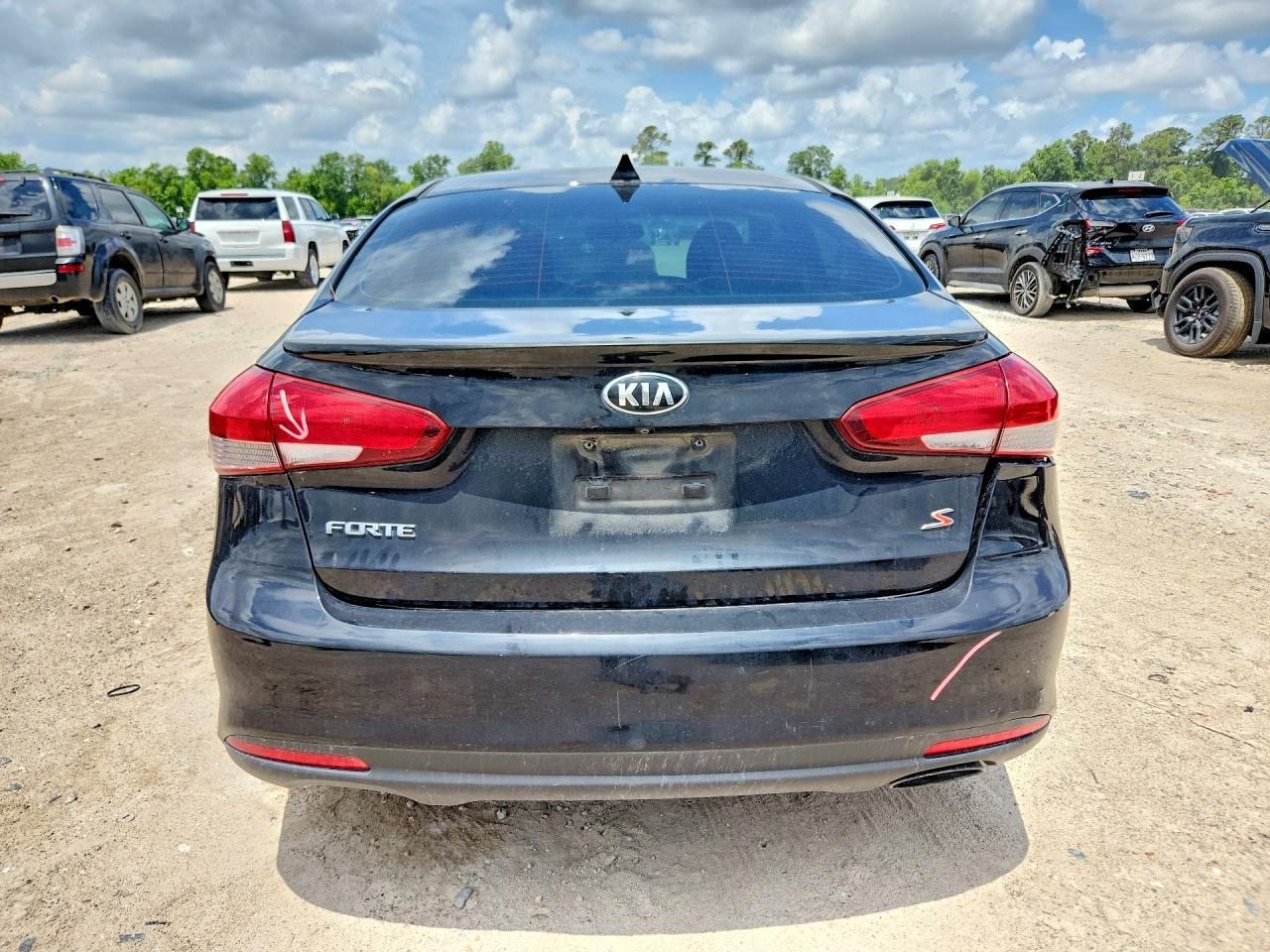 2018 Kia Forte S - Фото 6